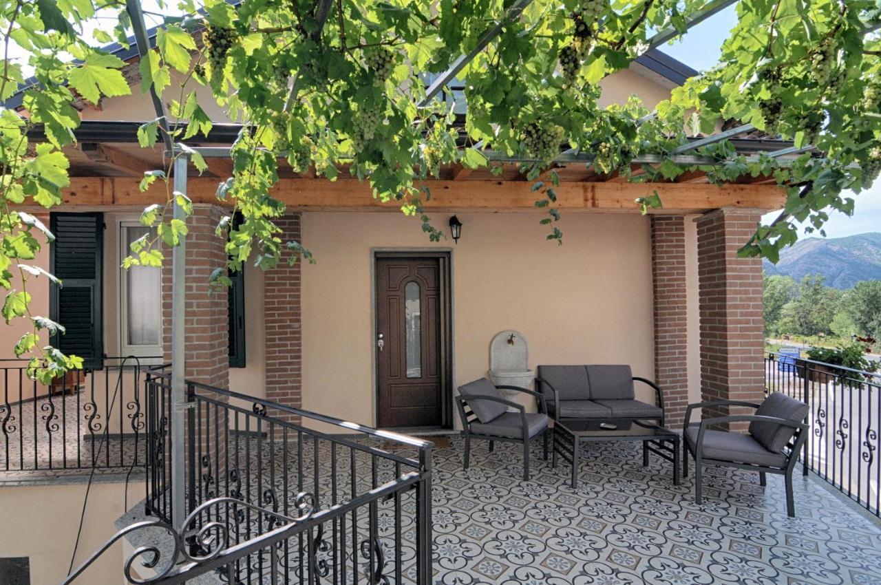 Hotel Da Bruno Rocchetta Ligure Exterior photo